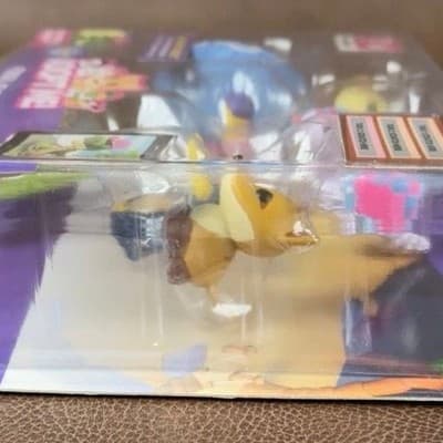 Adopt Me! Fossil Isle Mini Figure 6-Pack with Water-Reveal Egg and Virtual Item - Thumbnail 7