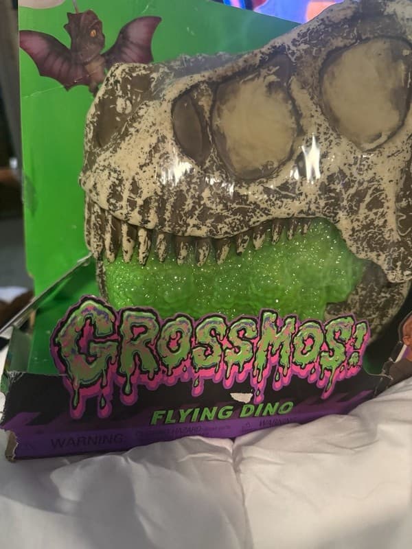 MGA GrossMos Flying Dino Interactive Rechargeable Toy Set - Thumbnail 2