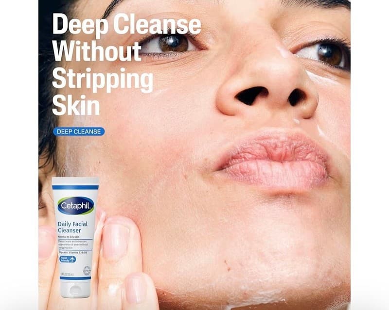 Cetaphil The Gift Set for Sensitive Skin, 4-Piece Travel Skincare Kit, 4 x 3.4 o - Thumbnail 3