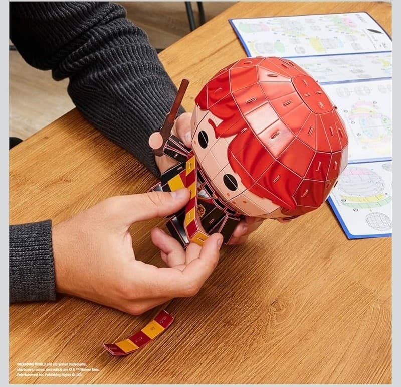 4D Build Harry Potter Ron Weasley Chibi 3D Puzzle Model Kit, 87 Pieces - Thumbnail 2