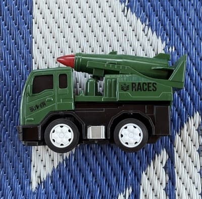Green Friction Toy Missile Launcher Truck Pull Back Push & Go - Thumbnail 2