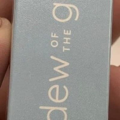 Dew of the Gods Sorbaé Hyaluronic Lip Butter in Coconut Cloud - Thumbnail 3