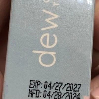 Dew of the Gods Sorbaé Hyaluronic Lip Butter in Coconut Cloud - Thumbnail 4