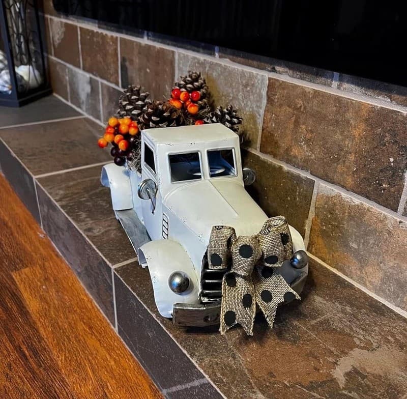 Addbliss Vintage Farmhouse White Metal Pickup Truck Planter Decor - Thumbnail 4