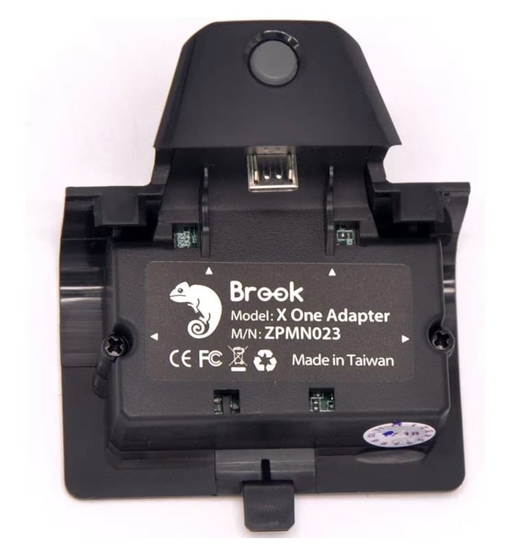 Brook X One Adapter Wireless Controller Rechargeable Battery for Xbox One to PS4 - Thumbnail 6