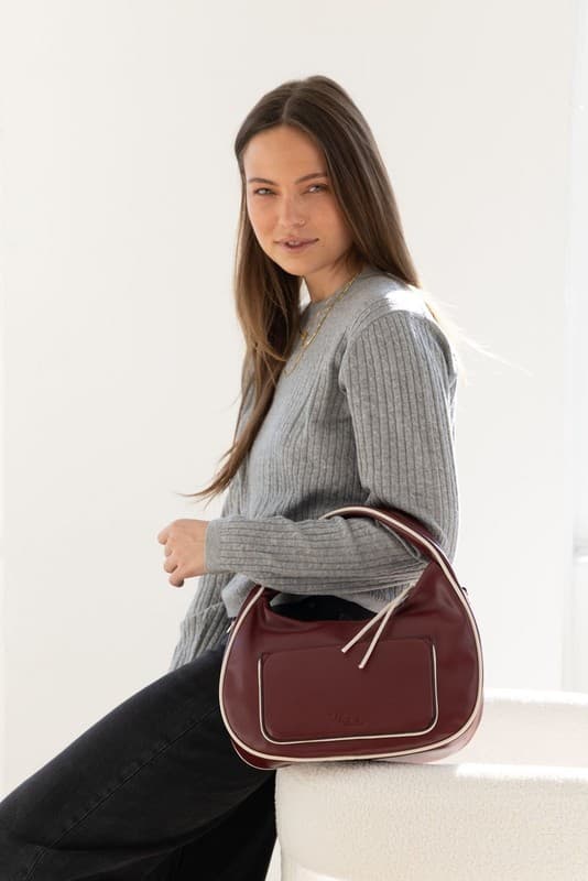 Mali + Lili Anna Sporty Recycled Vegan Leather Crossbody Shoulder Bag - Thumbnail 6