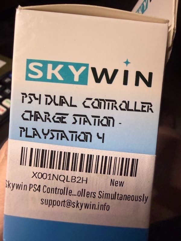 Skywin PS4 Controller Dual Charging Dock Station for Playstation 4 Wireless Cont - Thumbnail 3