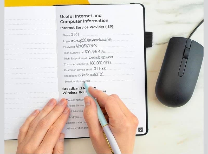 Clever Fox Password Book - A5 Hardcover Alphabetized Internet Address & Password - Thumbnail 5
