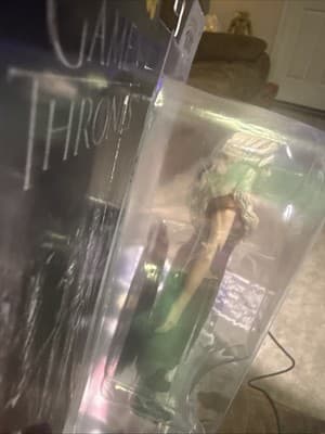 GAME OF THRONES - DAENERYS TARGARYEN - BENDYFIGS ACTION FIGURE NOBLE COLLECTION - Thumbnail 3