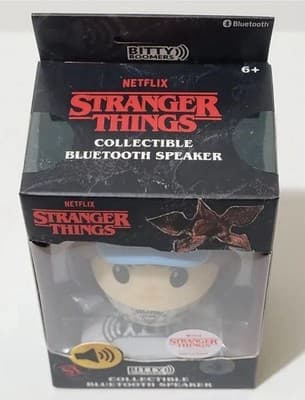 Stranger Things Bitty Boomers Exclusive Collectible Bluetooth Speaker Dustin - Thumbnail 5
