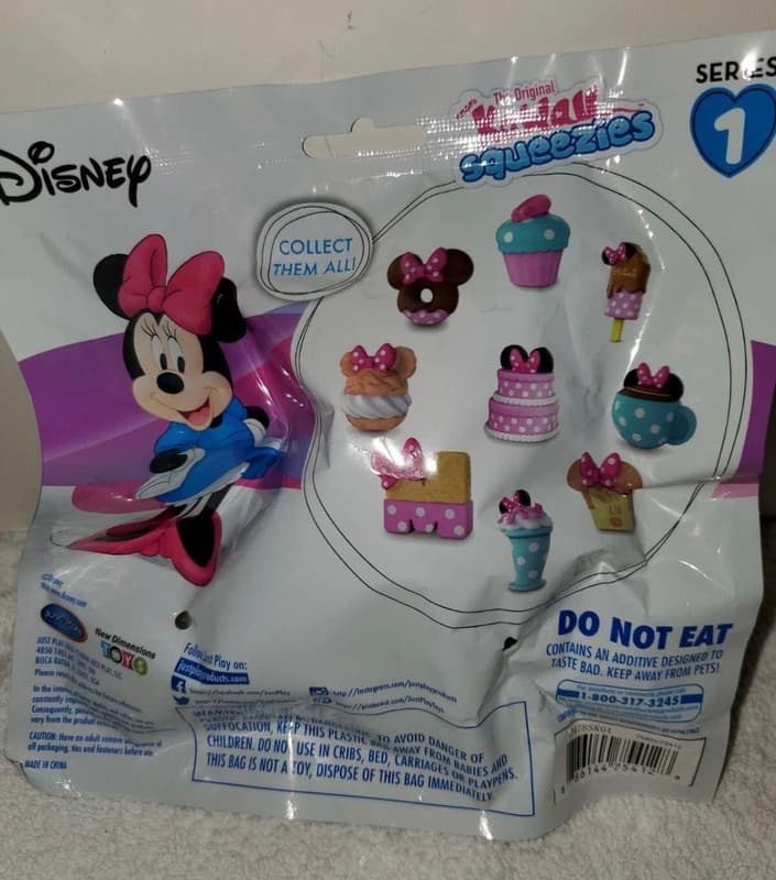 Disney Minnie Mouse The Original Kawaii Squeezies Series 1 Cupcake Squishy - Thumbnail 2