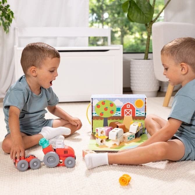 Melissa & Doug Blockables Farm Wooden Building Blocks Play Set (56 Pcs) - Thumbnail 2