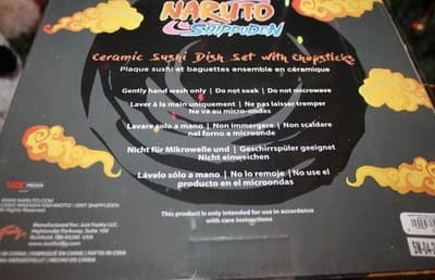 Naruto Shippuden Exclusive Ninja Scroll Sushi Set - New! - Thumbnail 3