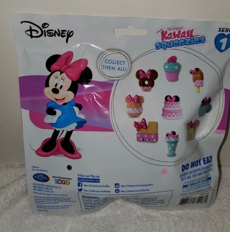 Disney The Original Kawaii Squeezies Series 1 Minnie Mouse Letter M Squishy - Thumbnail 2