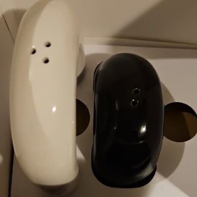 Room Essentials Ceramic Salt & Pepper Set, Black and White - Thumbnail 3