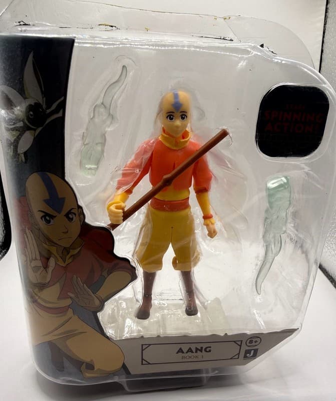 Jazwares Avatar: The Last Airbender Book 1 Aang Action Figure with Staff Spinnin - Thumbnail 2