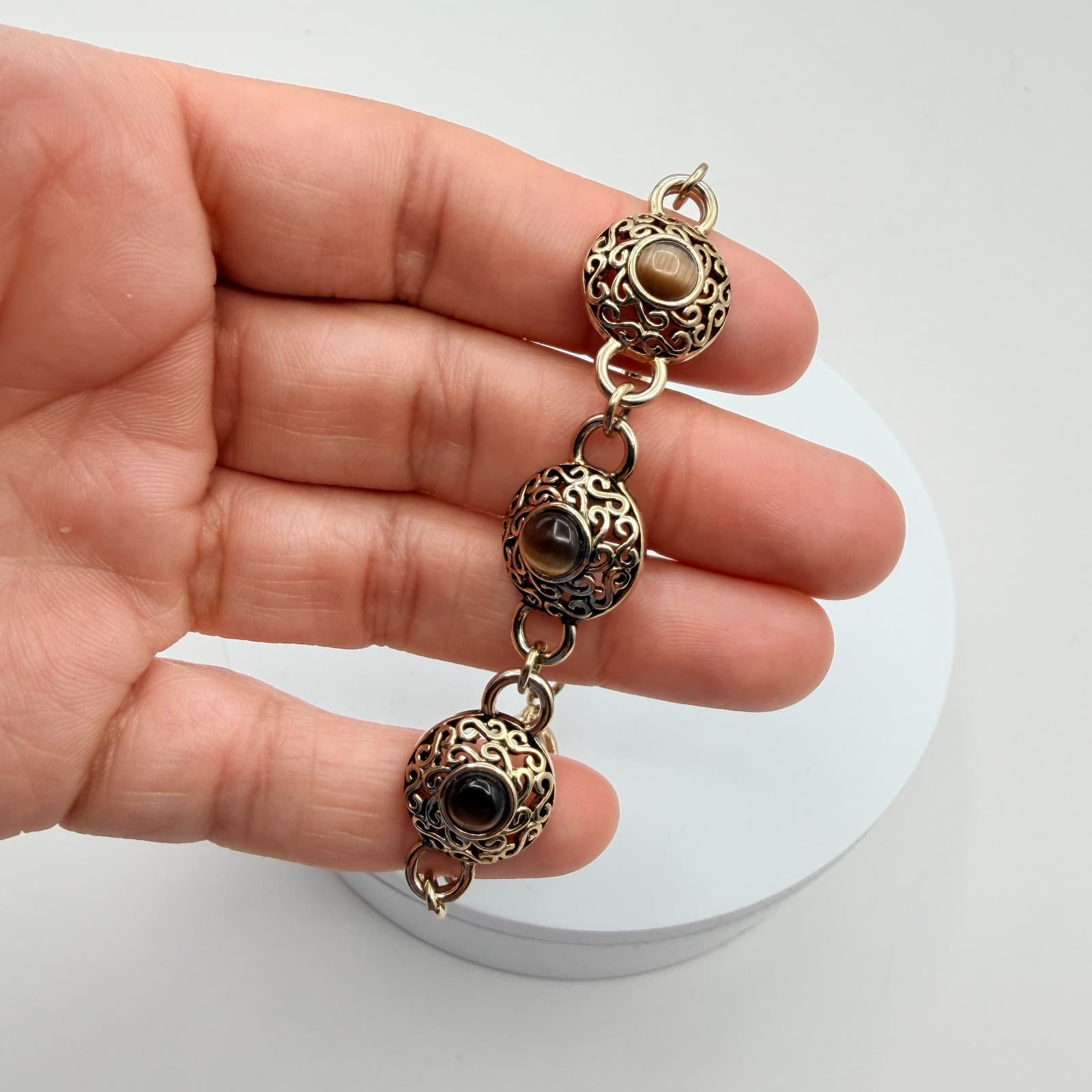 Vintage Gold Tone Chunky Medallion Link Bracelet Cat Eye Stone Brown Boho Y2K - Thumbnail 9
