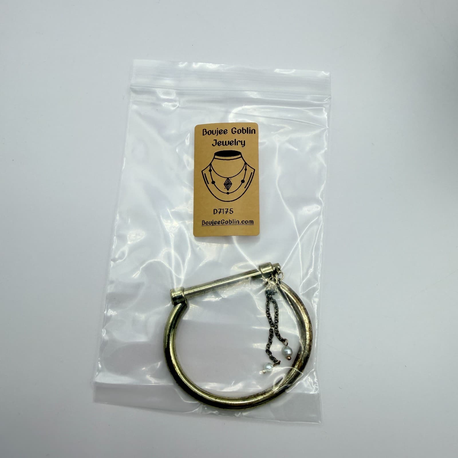 Vintage Gold Tone Shackle Bangle Bracelet Faux Pearl Charm Accent Dainty Link - Thumbnail 8