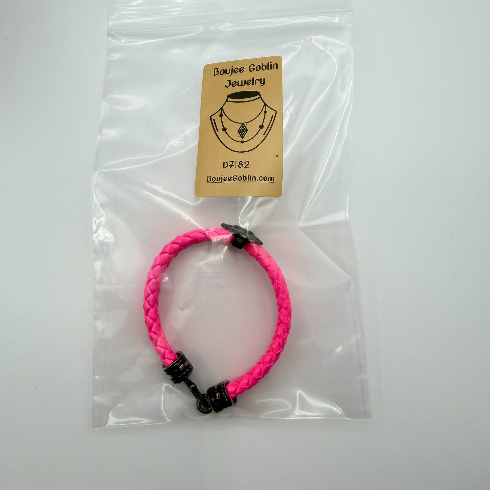 Vintage Silver Tone Pink Braided Leather Charm Bracelet Girl Figure Hook Clasp - Thumbnail 10