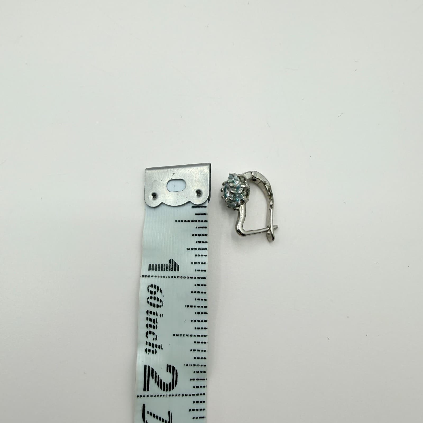 Vintage Silver Tone Leverback Huggie Earrings Lot 2 Pairs Rhinestone Flower 90s - Thumbnail 12
