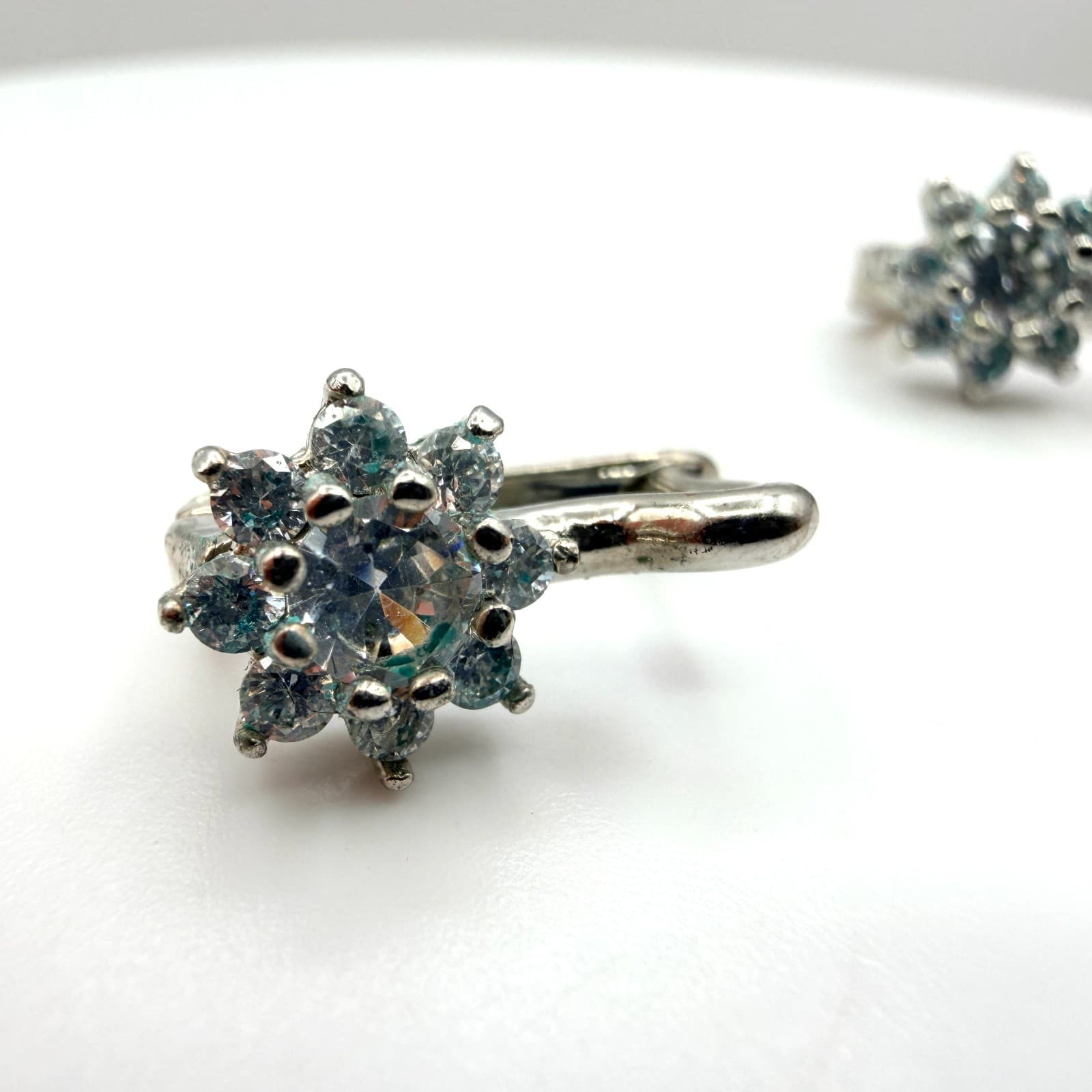 Vintage Silver Tone Leverback Huggie Earrings Lot 2 Pairs Rhinestone Flower 90s - Thumbnail 9