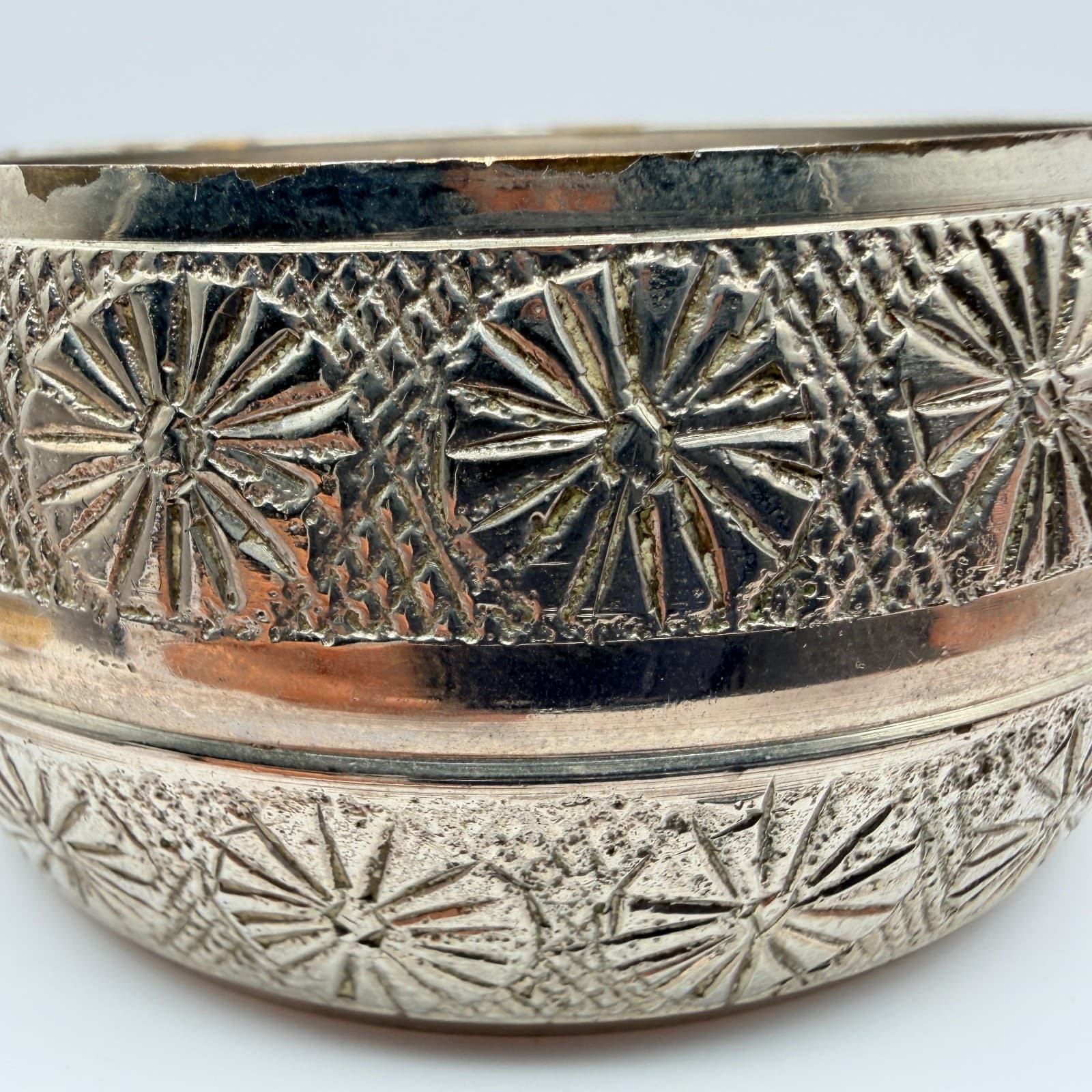 Vintage Silver Tone Wide Bangle Bracelet Etched Starburst Floral Geometric Boho - Thumbnail 6