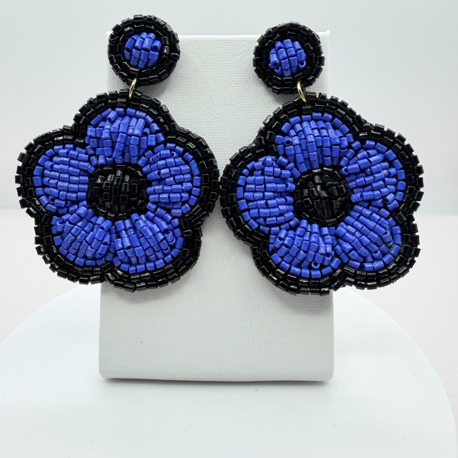 Vintage Beaded Flower Drop Earrings Lot 2 Pairs Red Blue Black Seed Bead Floral - Thumbnail 3