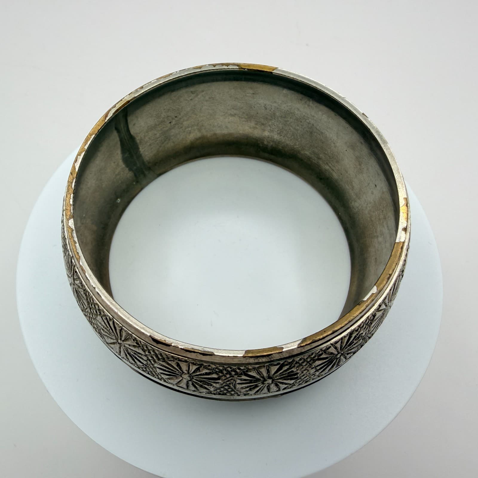 Vintage Silver Tone Wide Bangle Bracelet Etched Starburst Floral Geometric Boho - Thumbnail 4