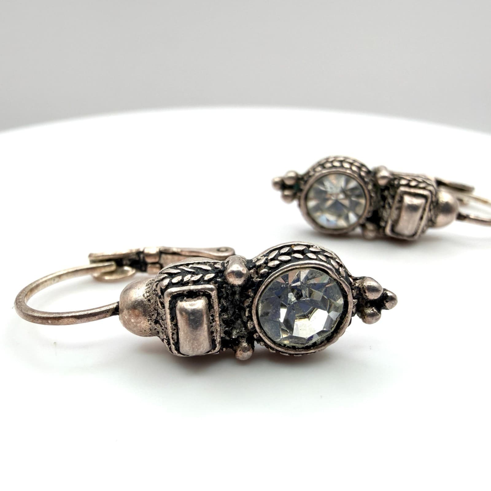 Vintage Silver Tone Leverback Huggie Earrings Lot 2 Pairs Rhinestone Flower 90s - Thumbnail 10