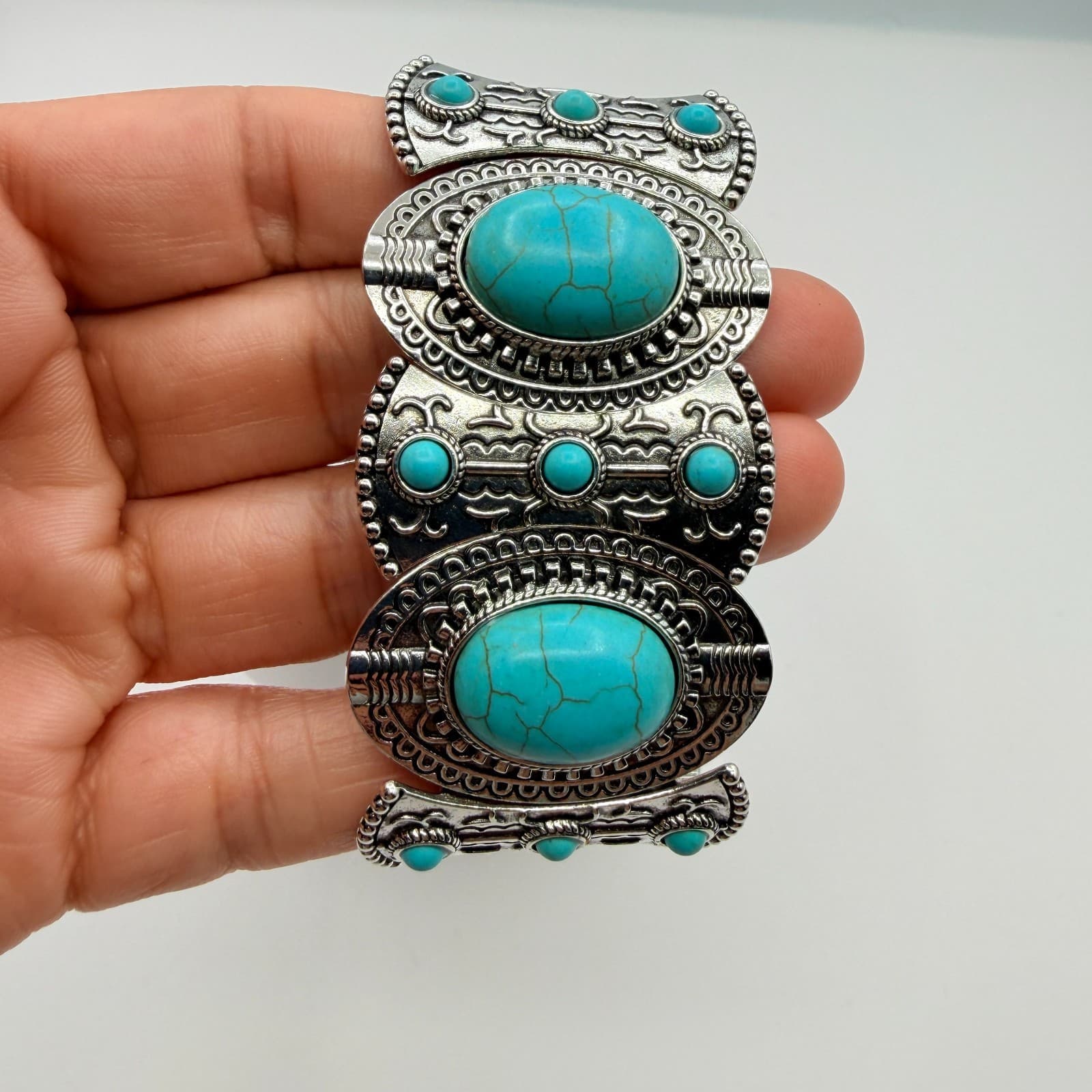 Vintage Silver Tone Turquoise Color Stretch Panel Bracelet Faux Stone Western - Thumbnail 6