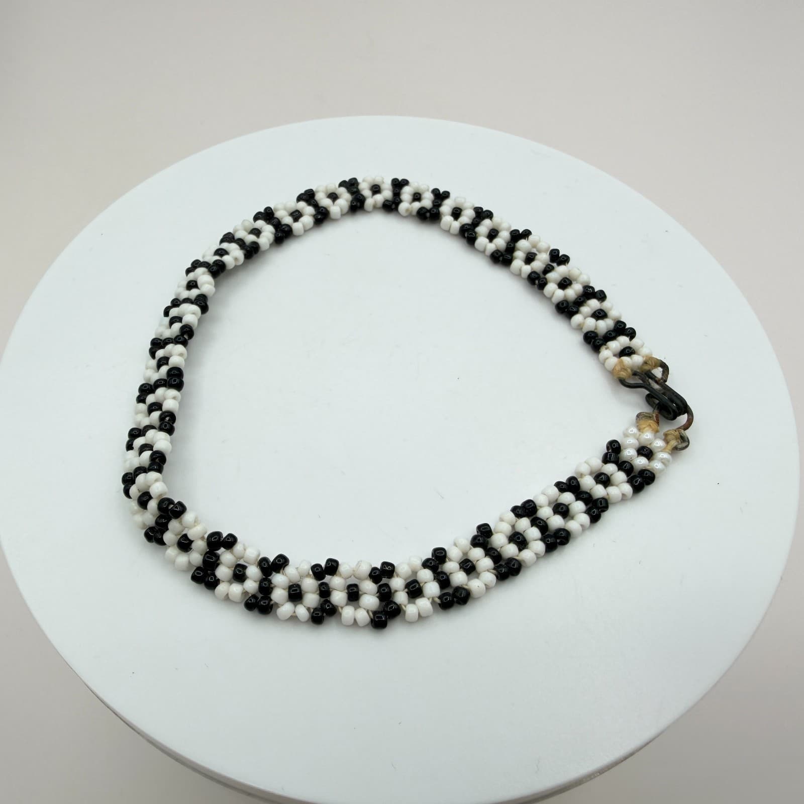 Vintage Black White Seed Bead Jewelry Set Choker Necklace Daisy Chain Bracelet - Thumbnail 8