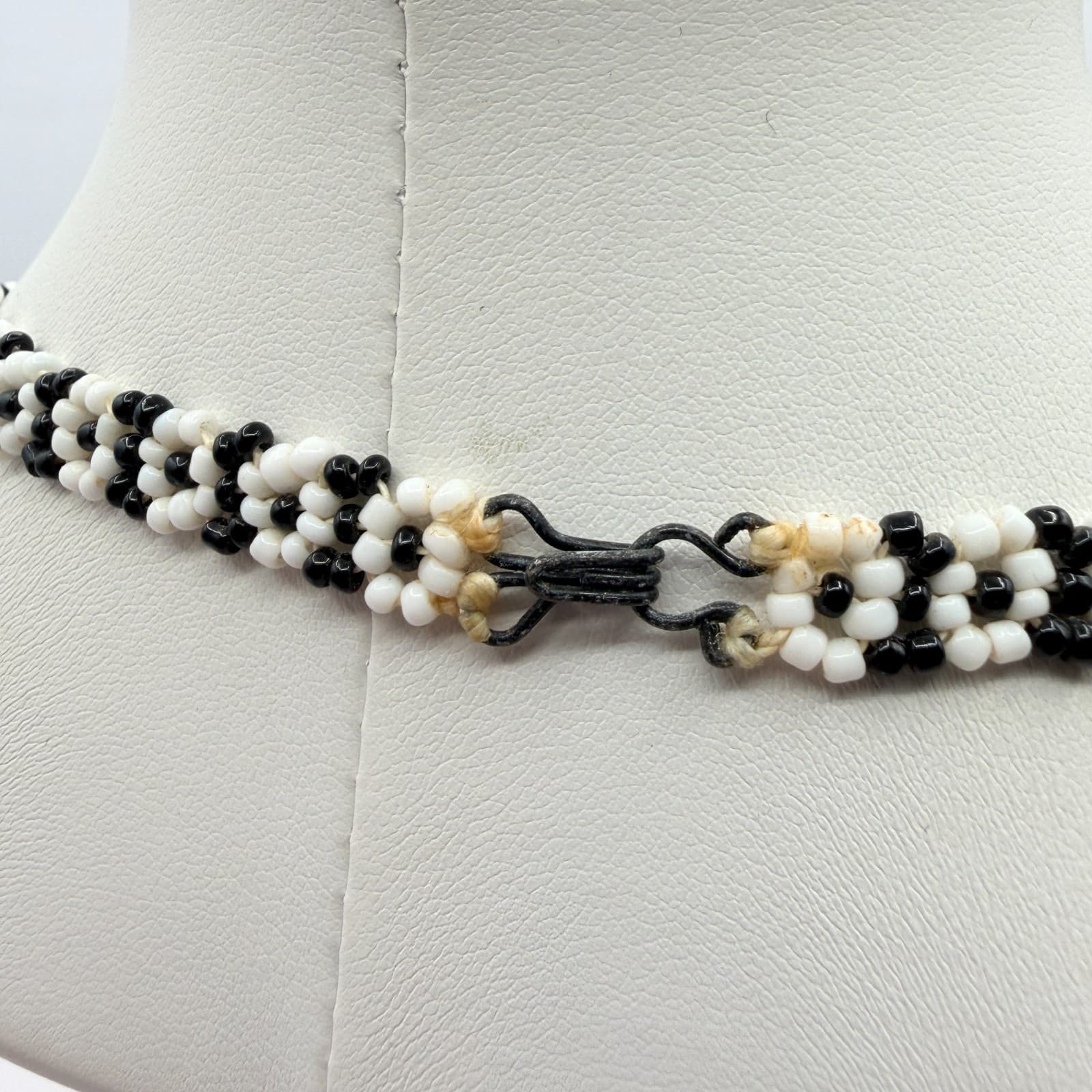 Vintage Black White Seed Bead Jewelry Set Choker Necklace Daisy Chain Bracelet - Thumbnail 6