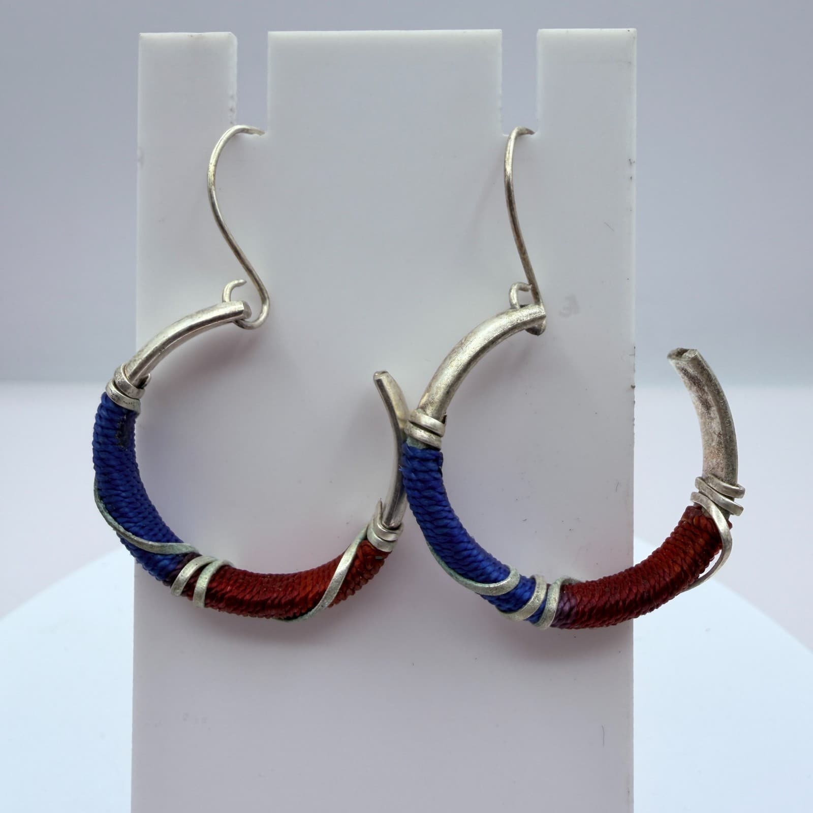 Vintage Silver Tone Thread Wrapped Jewelry Set Collar Necklace Cuff Hoop Earring - Thumbnail 12