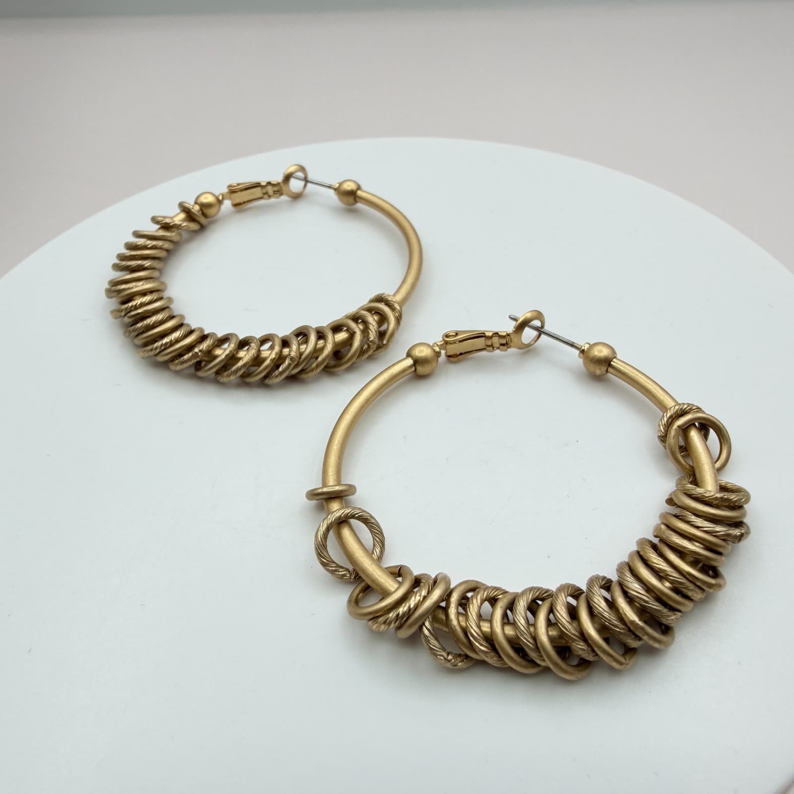 Vintage Gold Tone Hoop Earrings Textured Ribbed Multi Ring Chunky Statement Boho - Thumbnail 2