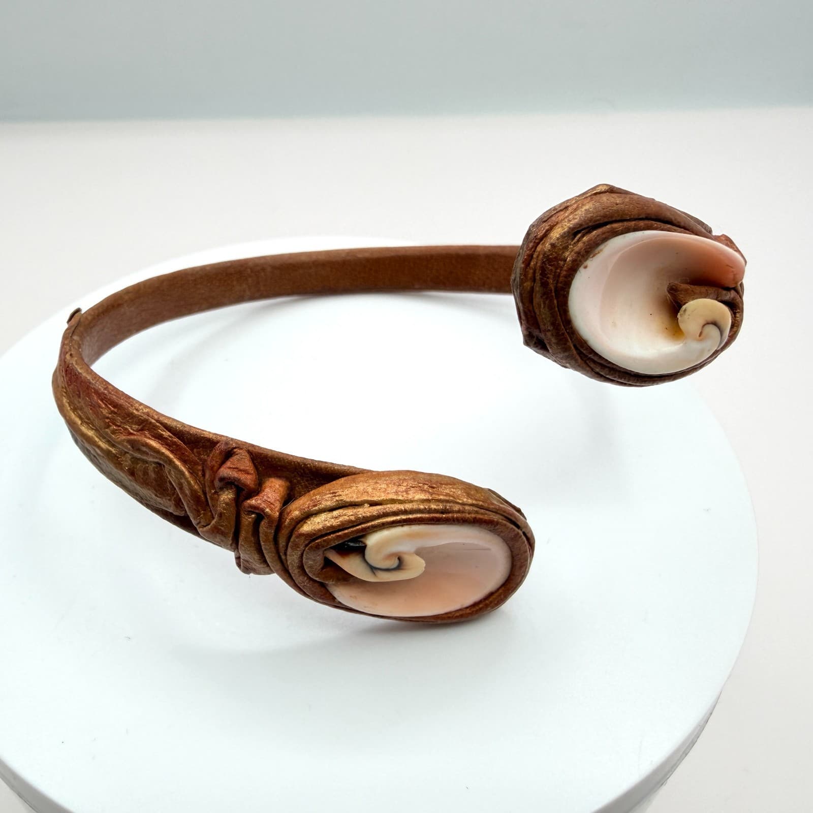 Vintage Brown Leather Cuff Bracelet Shell Inlay Open Bypass Torque Statement 90s