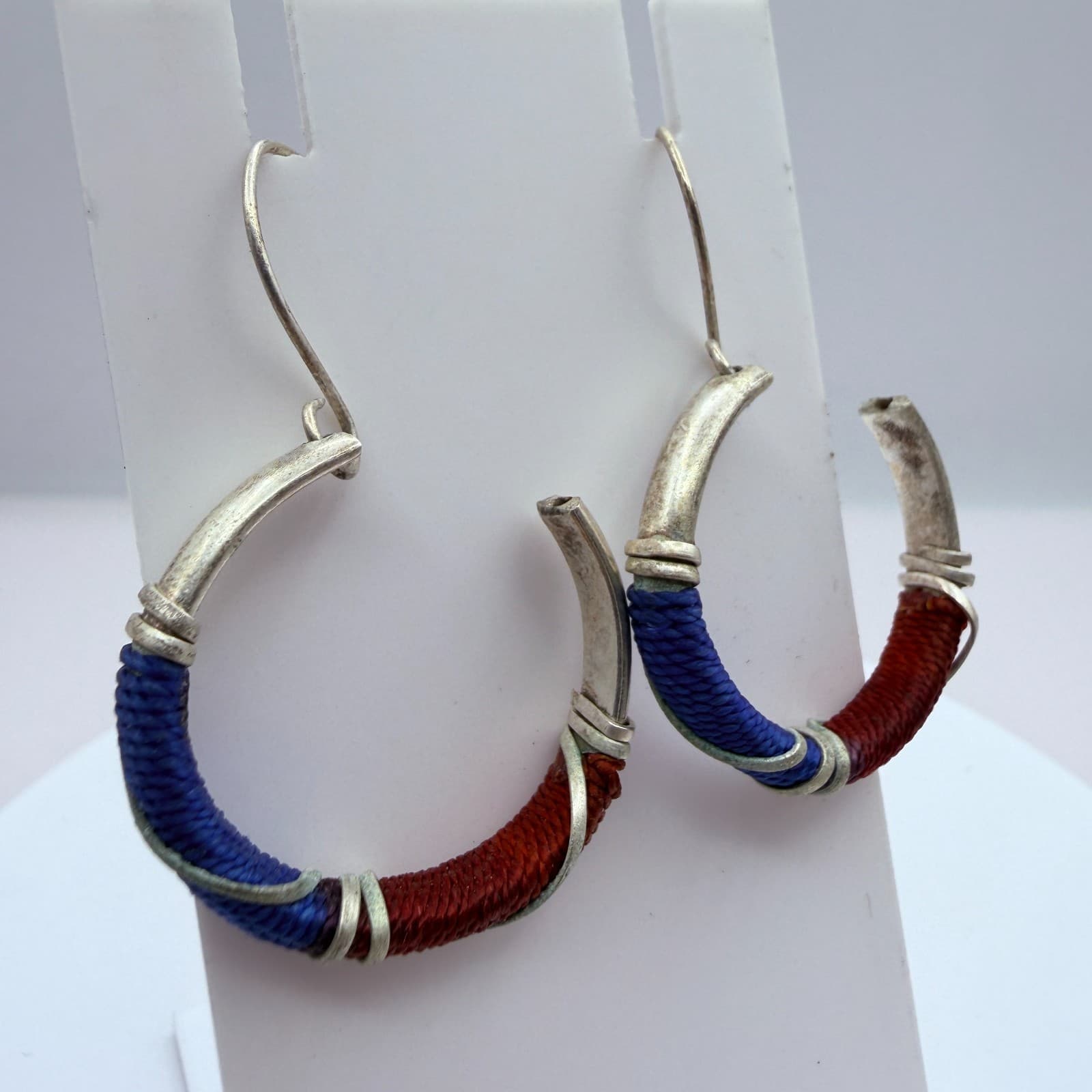 Vintage Silver Tone Thread Wrapped Jewelry Set Collar Necklace Cuff Hoop Earring - Thumbnail 13
