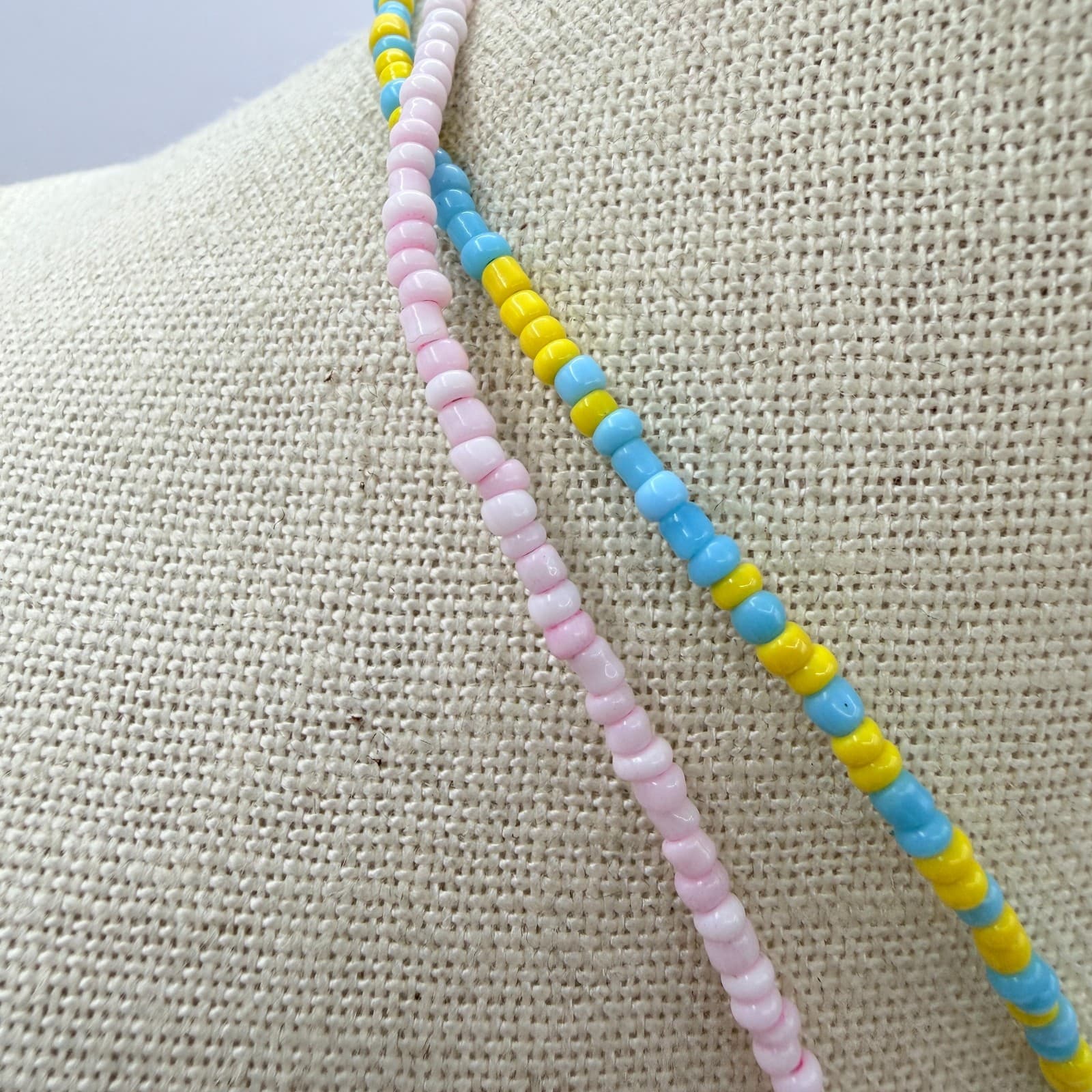 Vintage Multicolor Seed Bead Strand Necklace Dainty Layered Look Y2K Boho 90s - Thumbnail 5
