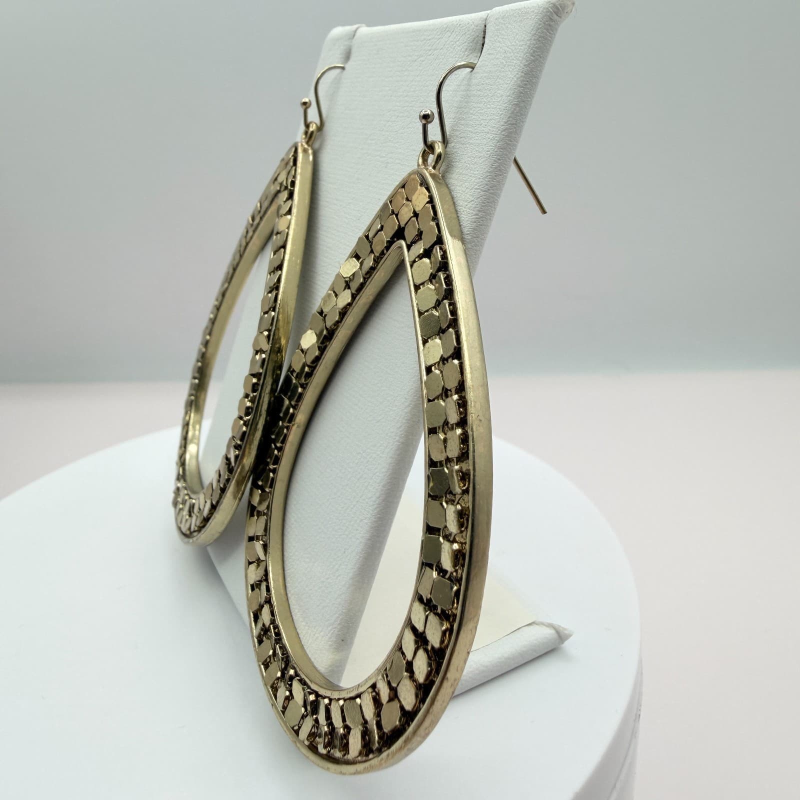 Vintage Gold Tone Dangle Earrings Lot 2 Pairs Teardrop Filigree Enamel Statement - Thumbnail 6
