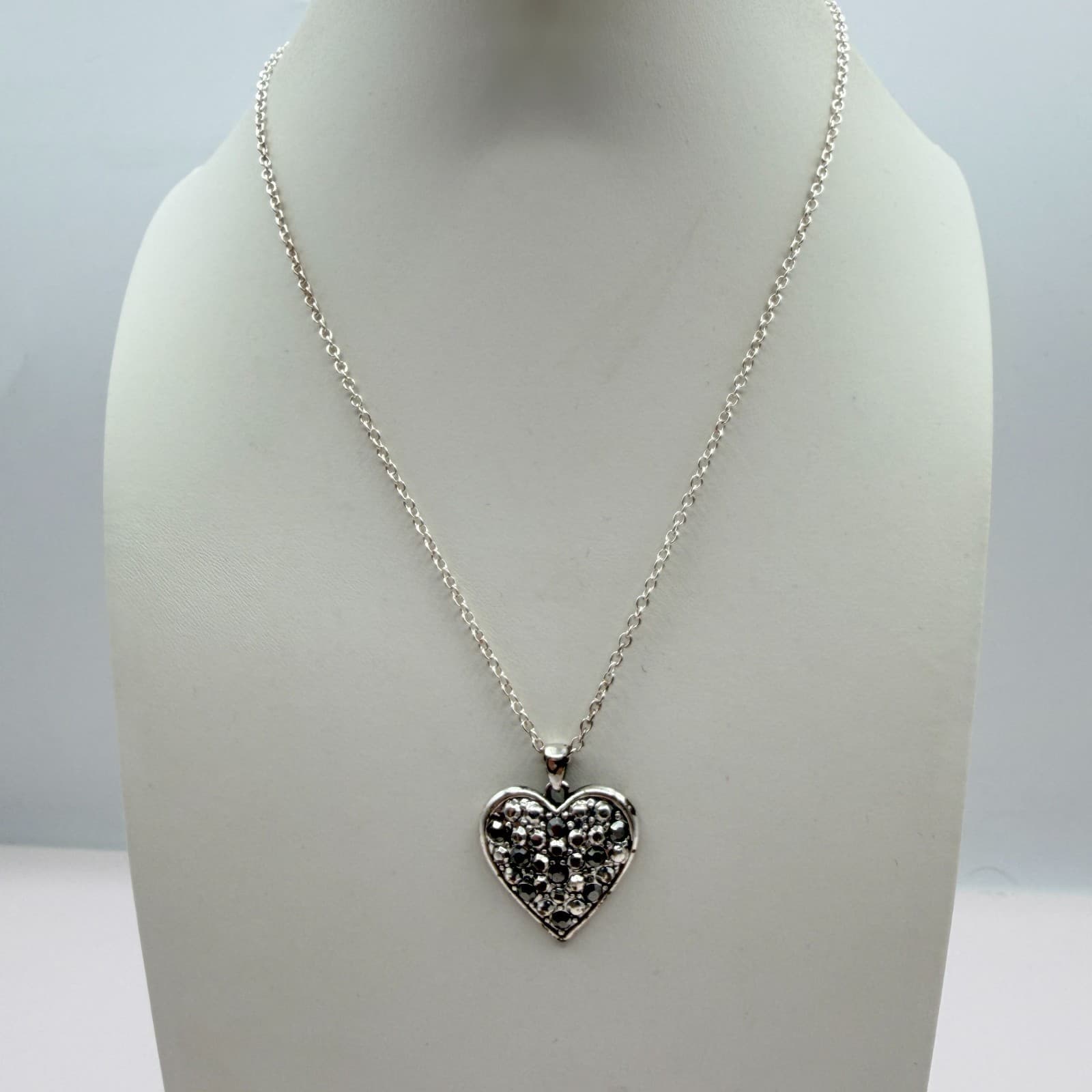 Vintage Silver Tone Black Rhinestone Pave Heart Pendant Necklace Dainty Chain - Thumbnail 2