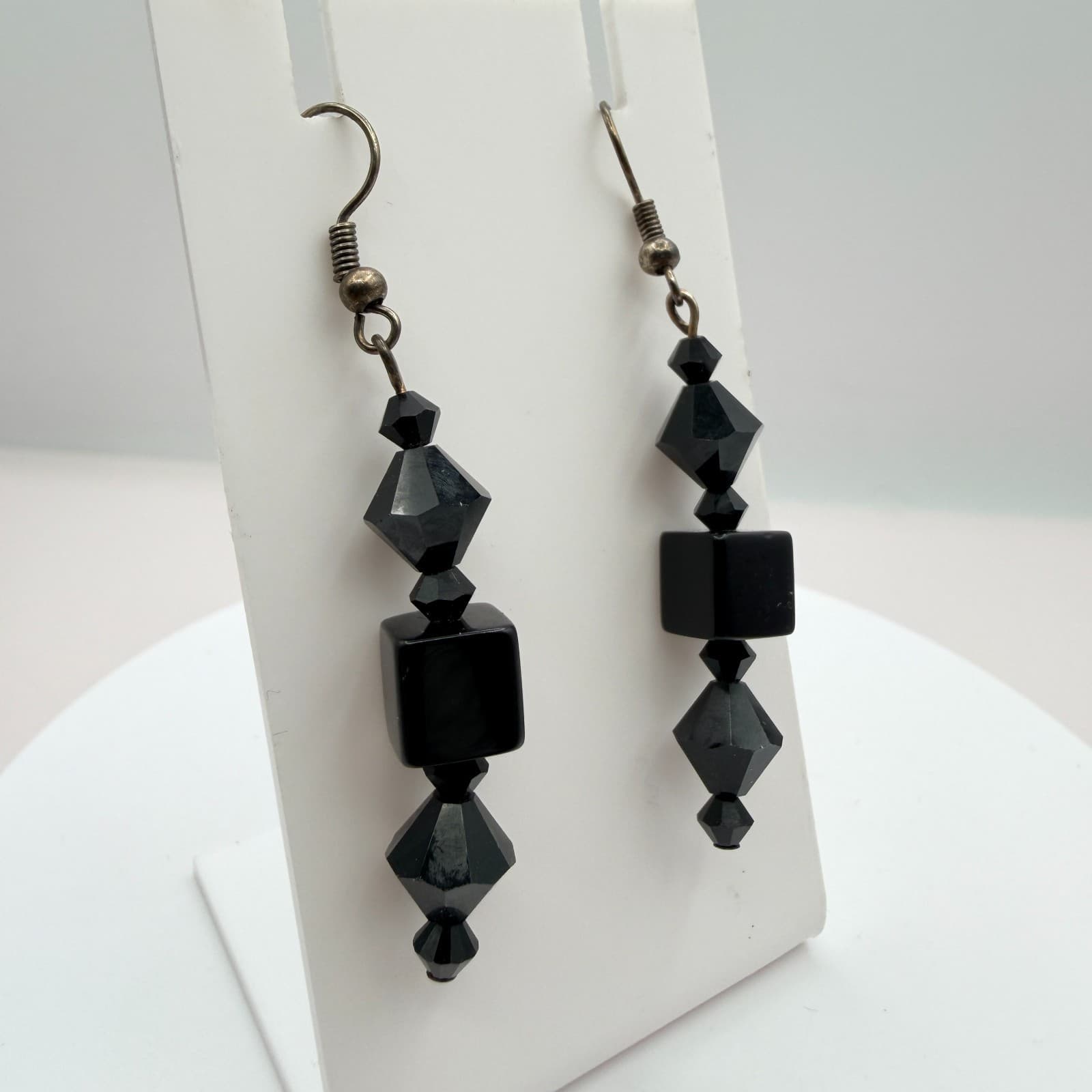 Vintage Black Beaded Bracelet Dangle Earrings Set Gunmetal Tone Geometric Goth - Thumbnail 8
