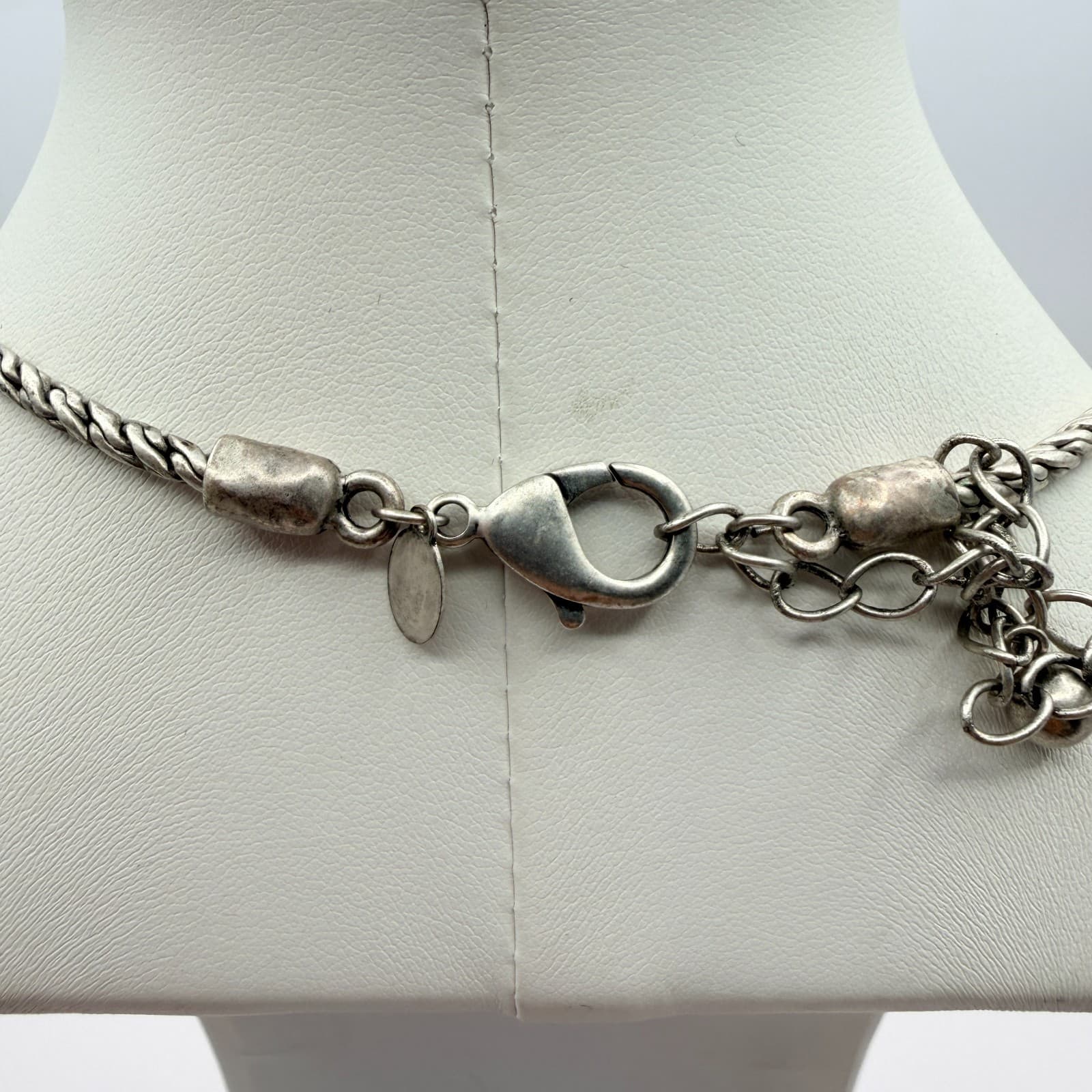 Vintage Silver Tone Horseshoe Pendant Necklace Blue Green Rhinestone Textured - Thumbnail 5