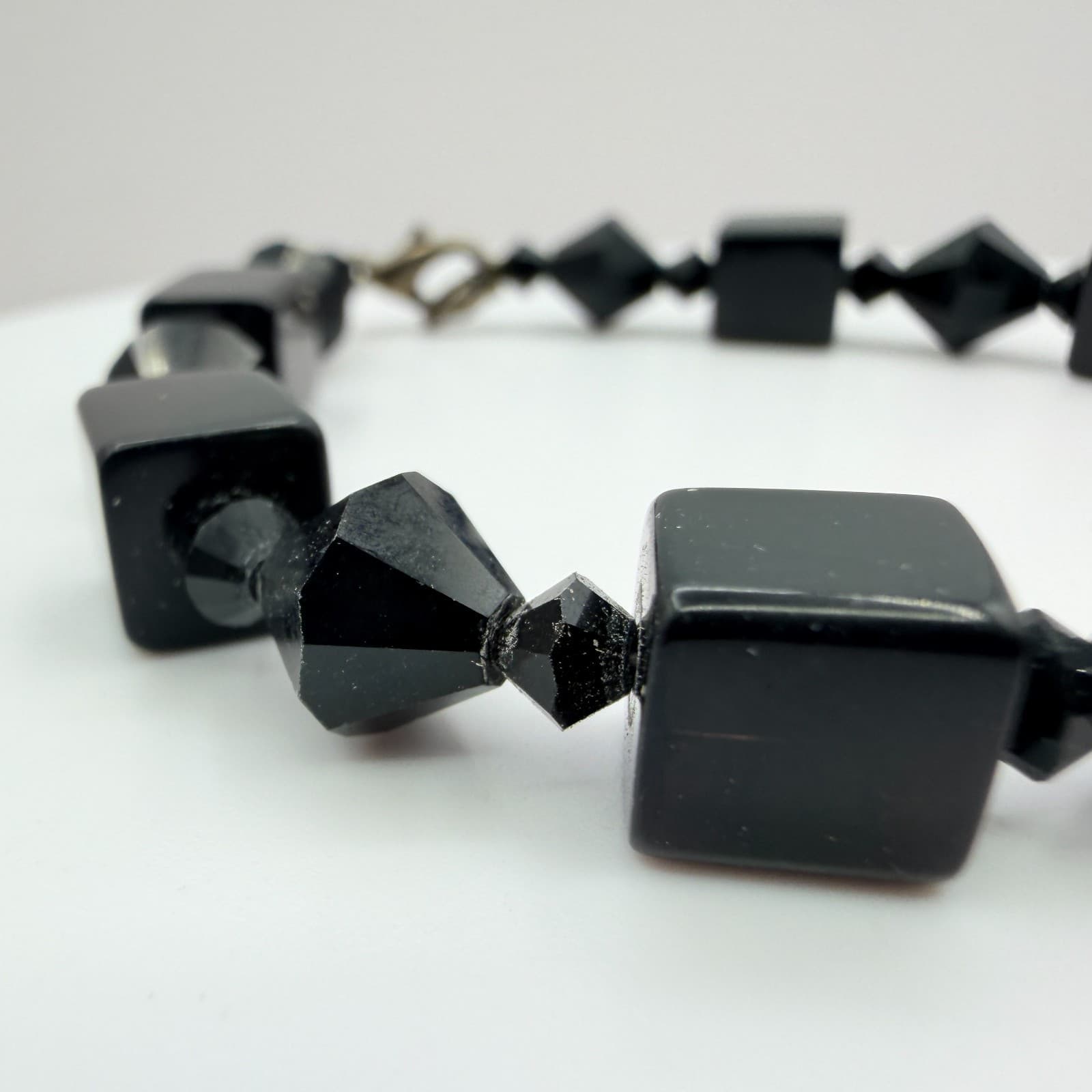 Vintage Black Beaded Bracelet Dangle Earrings Set Gunmetal Tone Geometric Goth - Thumbnail 5
