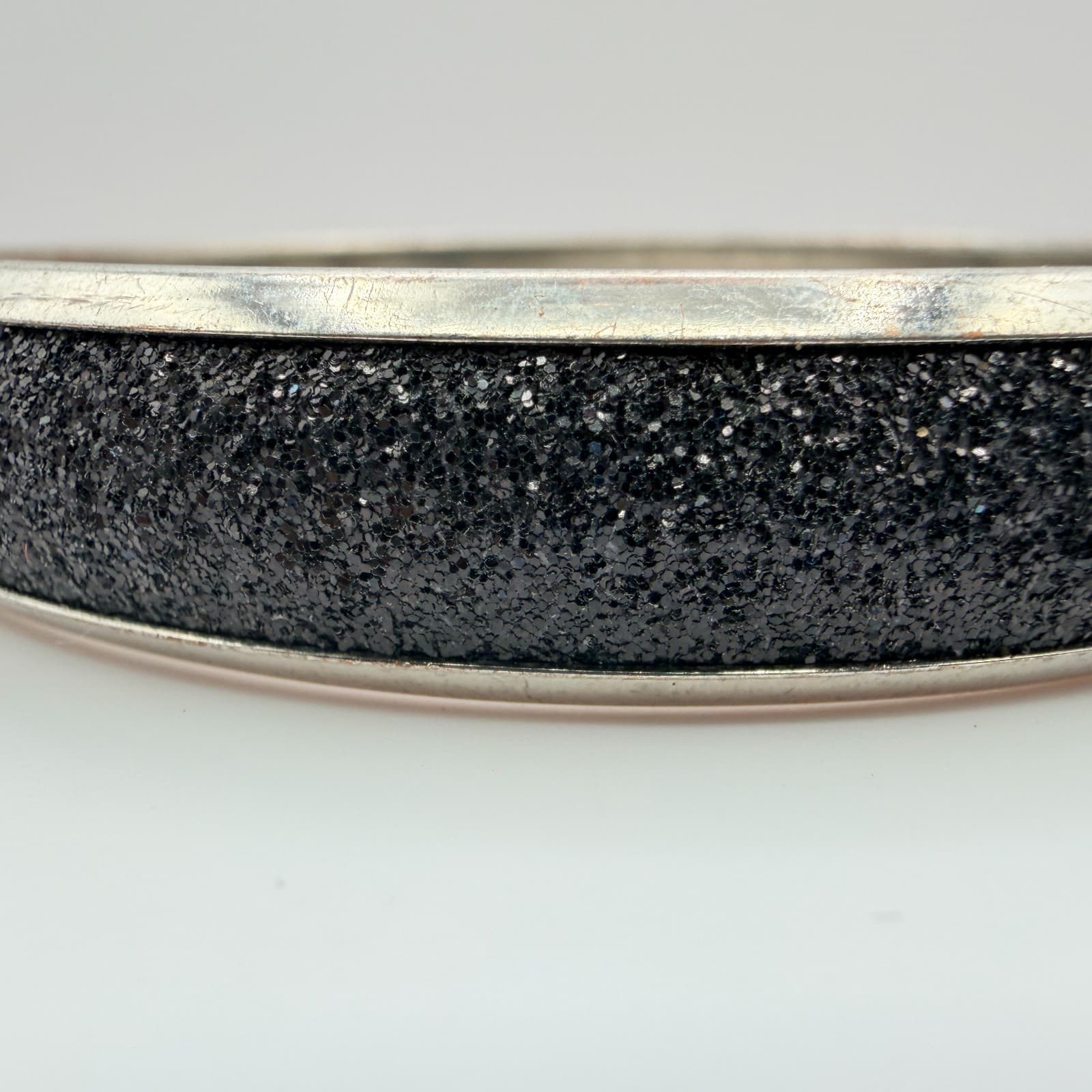 Vintage Silver Tone Bangle Bracelet Black Glitter Texture Inlay Stackable Slim - Thumbnail 4