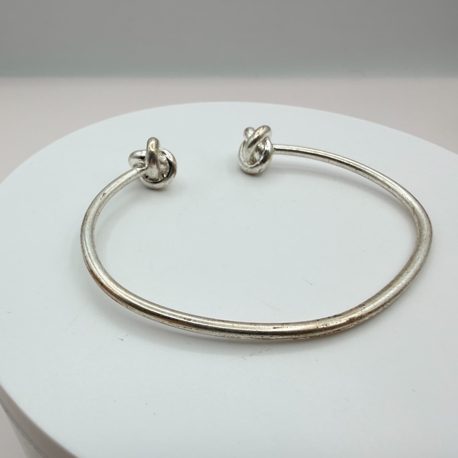 Vintage Silver Tone Cuff Bracelet Double Love Knot Open Bypass Torque Minimalist - Thumbnail 6