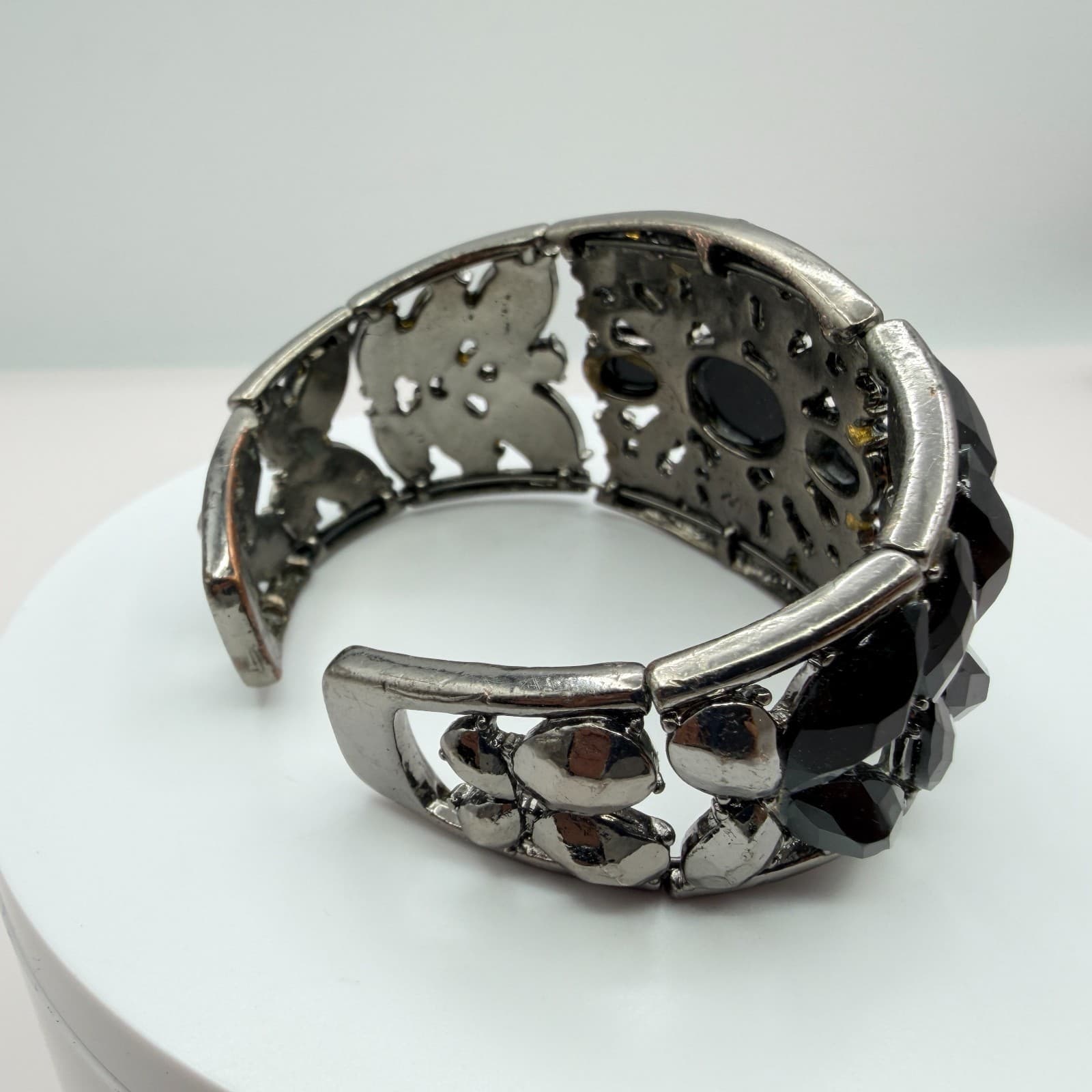Vintage Gunmetal Tone Stretch Bracelet Black Cluster Rhinestone Wide Panel Retro - Thumbnail 6