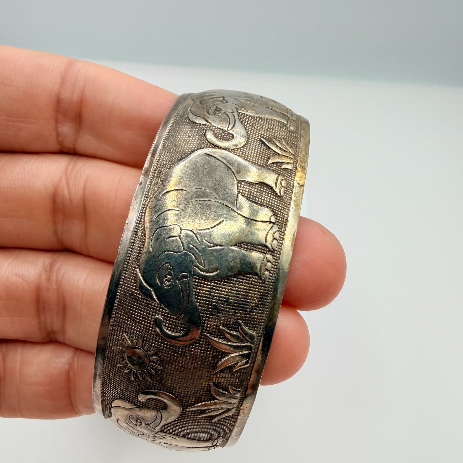 Vintage Silver Tone Elephant Cuff Bracelet Embossed Sun Motif Wide Bangle Ethnic - Thumbnail 8