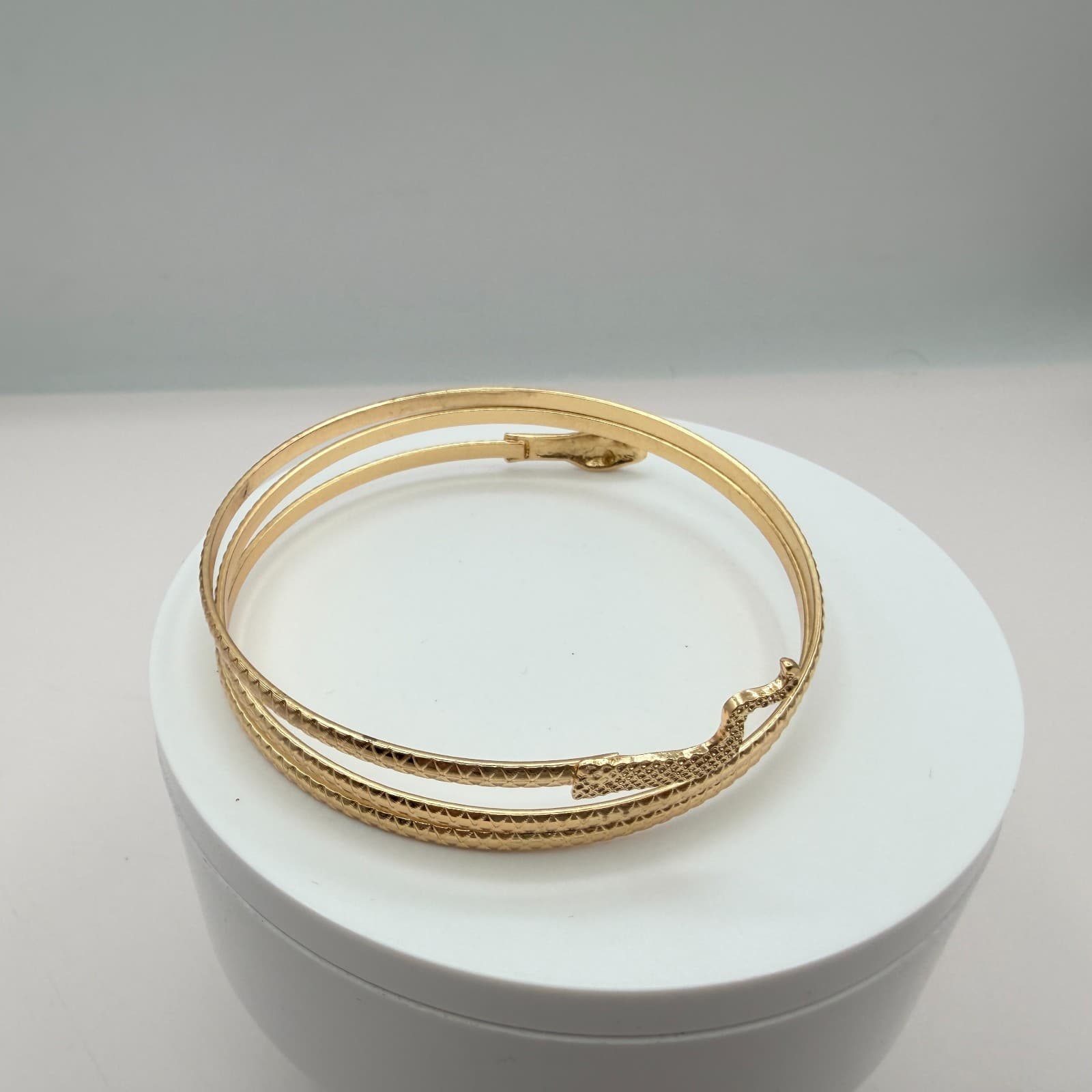 Vintage Gold Tone Snake Wrap Bracelet Serpent Textured Scale Cleo Boho Statement - Thumbnail 7