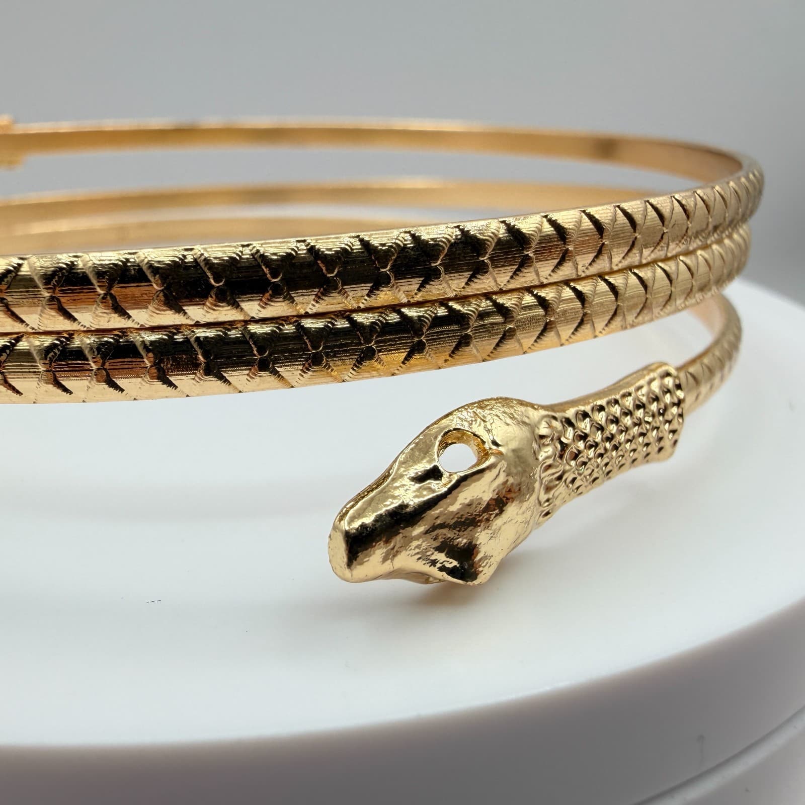 Vintage Gold Tone Snake Wrap Bracelet Serpent Textured Scale Cleo Boho Statement - Thumbnail 5