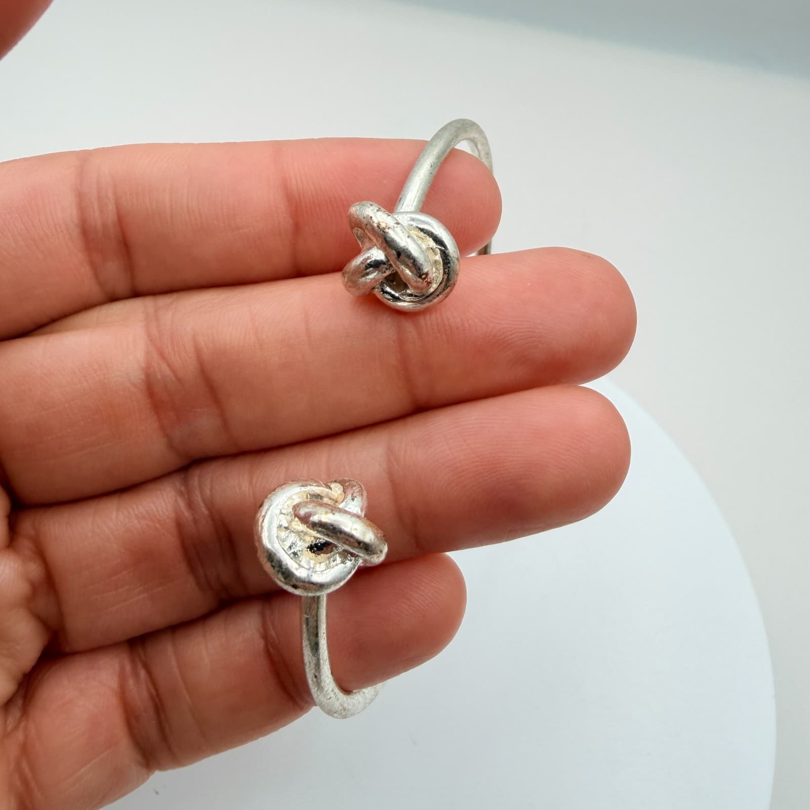 Vintage Silver Tone Cuff Bracelet Double Love Knot Open Bypass Torque Minimalist - Thumbnail 8