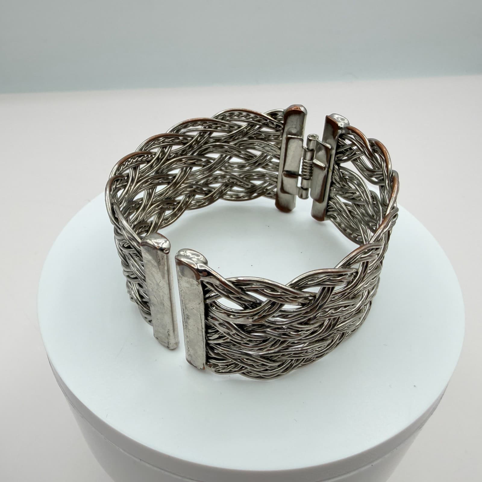 Vintage Silver Tone Cuff Bracelet Braided Wire Mesh Wide Hinged Bypass Bangle - Thumbnail 2